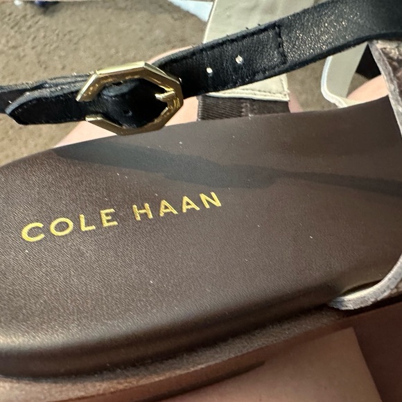 Cole Haan adjustable strap flat sandals. Size 10. Black white and print straps. - Picture 2 of 5